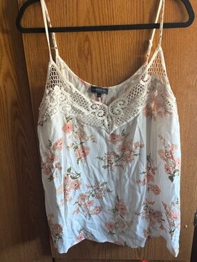 Express White Camisole with Peach Floral Print & Lace Trim